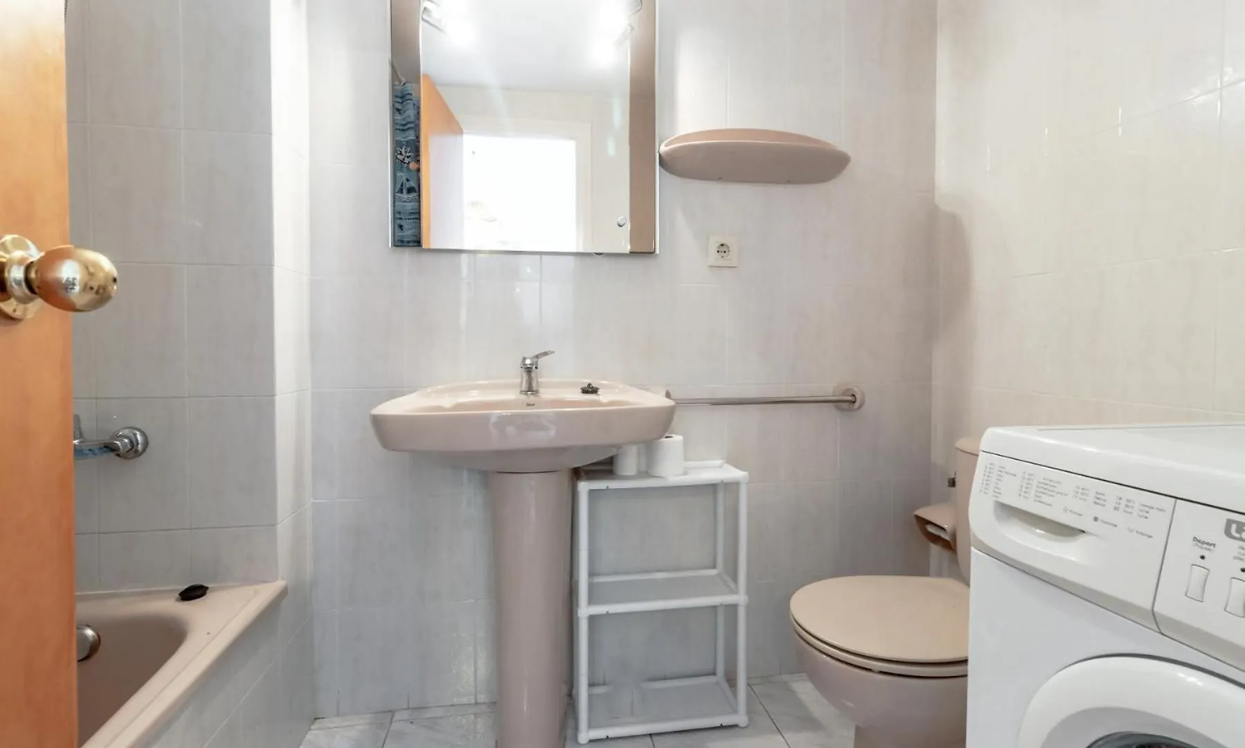Apartment Sant Carles 25 Apartamento Con Terraza Llanca Spain