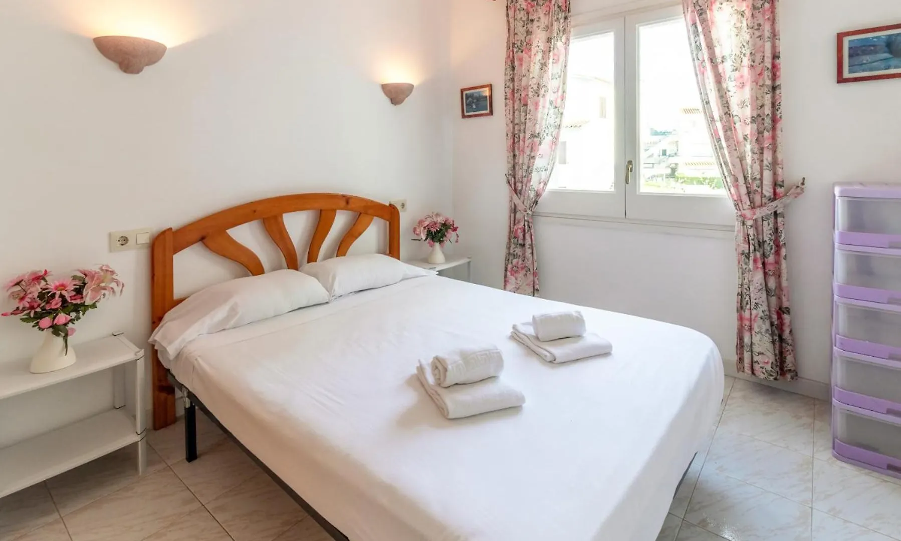 SANT CARLES 25 apartamento zona residencial con terraza Llança 0*,  Spagna
